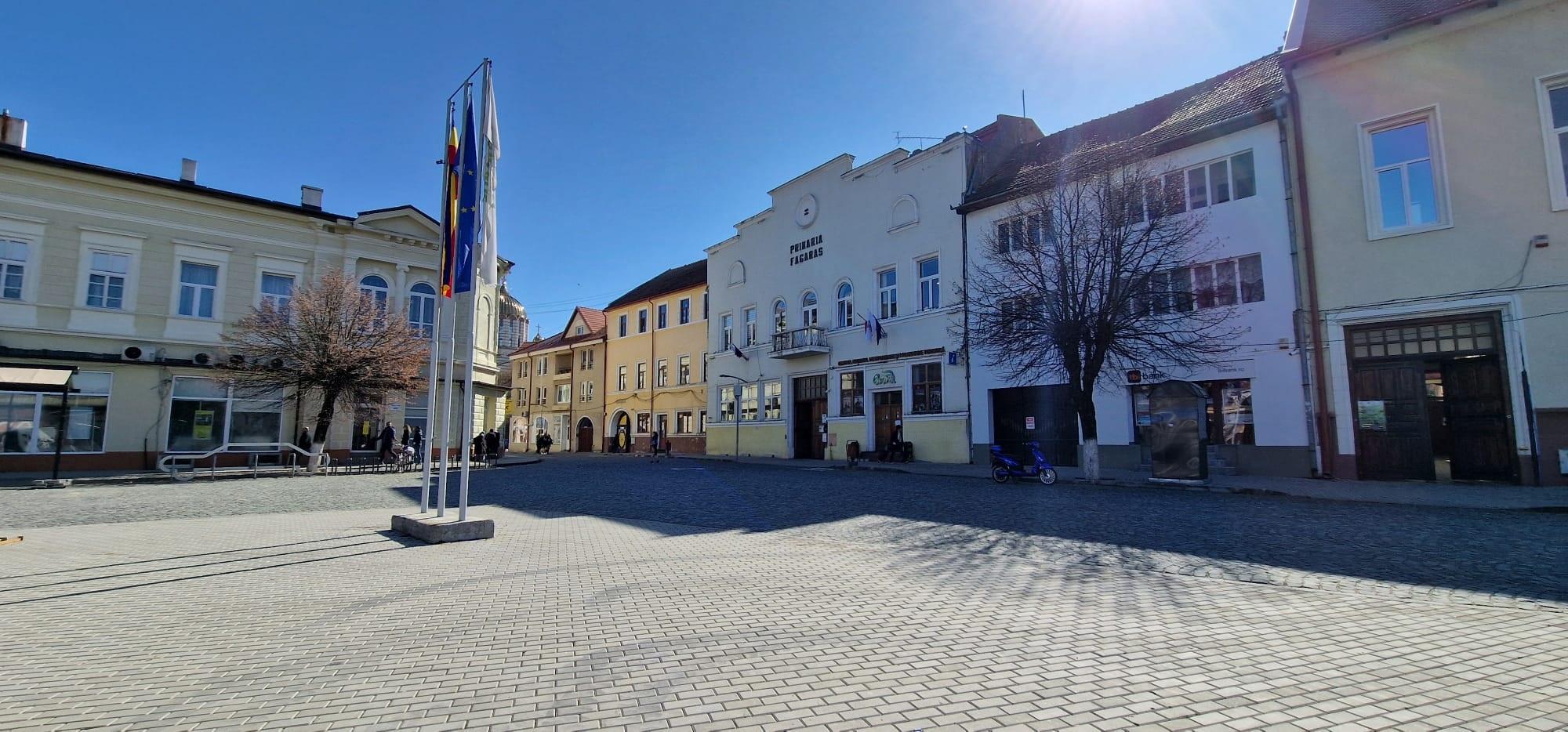 Publicitate de aproape 24.000 de lei pentru lucrările cu sincope din Centrul Făgărașului