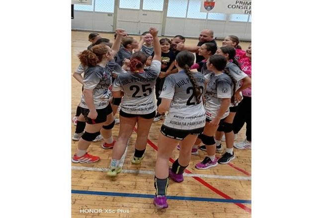 Handbal. Junioare U15, U17, U19. Evolutie excelenta pentru hunedorence